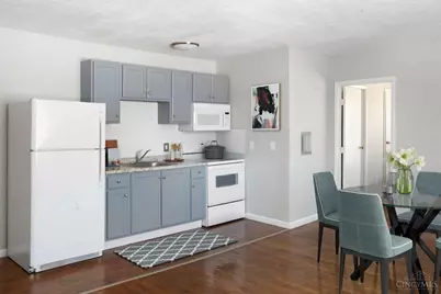 3035 Gilbert Avenue #8, Cincinnati, OH 45206 - Photo 2