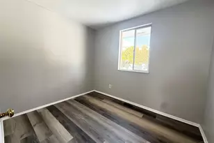 10311 September Dr, Colerain Township, OH 45251 - Photo 12