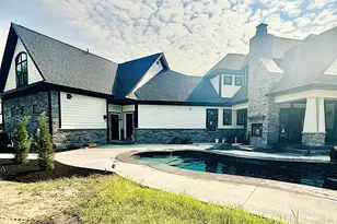 9774 Christian Ct, Loveland, OH 45140 - Photo 2