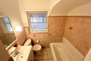 3162 Sunshine Ave, Cincinnati, OH 45211 - Photo 8