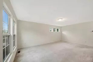 723 Grande Oaks Dr, Hamilton Township, OH 45152 - Photo 4