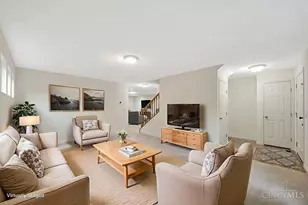 723 Grande Oaks Dr, Hamilton Township, OH 45152 - Photo 6