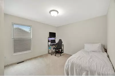 723 Grande Oaks Drive, Hamilton Township, OH 45152 - Photo 26