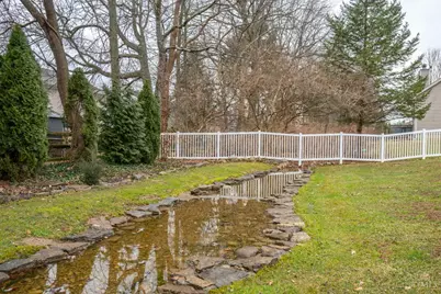 6804 Mossy Rock Court, Hamilton Township, OH 45039 - Photo 18