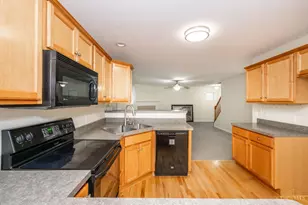 6804 Mossy Rock Ct, Hamilton Township, OH 45039 - Photo 10