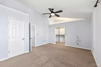 734 W Court, Cincinnati, OH 45203 - Photo 28