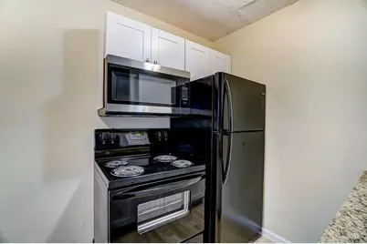 4326 Hamilton Avenue, Cincinnati, OH 45223 - Photo 8