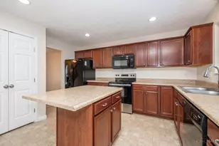 979 Bandanna Dr, Delhi Township, OH 45238 - Photo 14