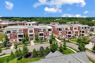 220 Vintage Club Dr, Montgomery, OH 45249 - Photo 4