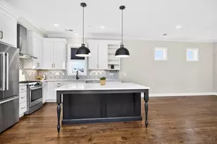 220 Vintage Club Dr, Montgomery, OH 45249 - Photo 10