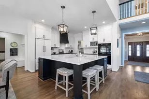 7097 Shawnee Hills Dr, Madeira, OH 45243 - Photo 12