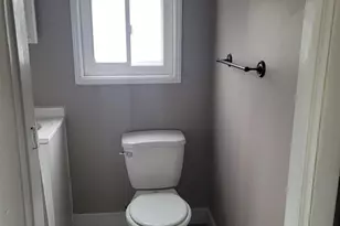 7816 Hamilton Ave, Cincinnati, OH 45231 - Photo 14