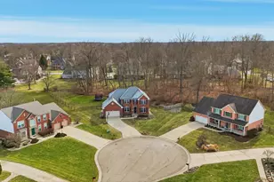 443 Windfern Forest Ln, Union Township, OH 45244 - Photo 6