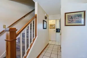 37 Hayden Dr, Green Hills, OH 45218 - Photo 4