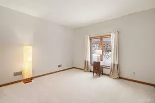 6195 Squirrel Woods Ln, Green Township, OH 45247 - Photo 22