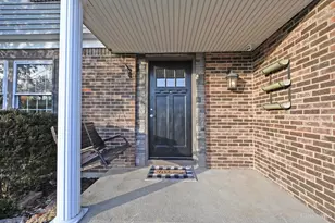 7712 Stonehill Dr, Anderson Township, OH 45255 - Photo 4