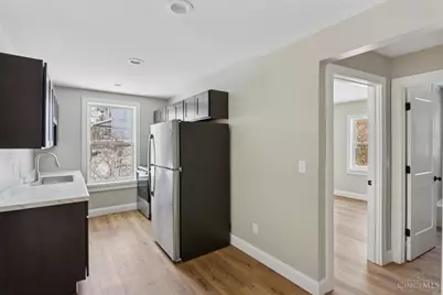 2668 Shaffer Avenue, Cincinnati, OH 45211 - Photo 24