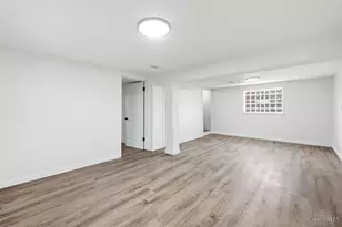 8415 Mayfair St, Springfield Township, OH 45216 - Photo 6