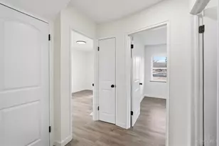 8415 Mayfair St, Springfield Township, OH 45216 - Photo 26