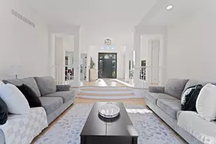 7948 Kugler Mill Rd, Sycamore Township, OH 45243 - Photo 10