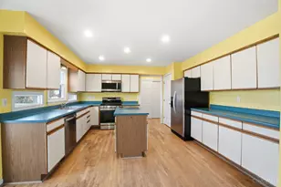 8277 Medinah Ct, West Chester, OH 45069 - Photo 4