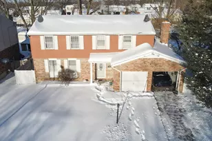 11418 Lyncross Dr, Forest Park, OH 45240 - Photo 2