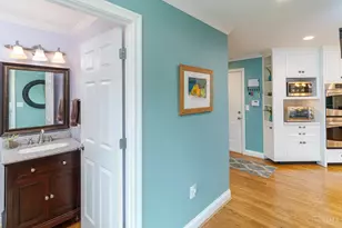 625 Hilltop Ln, Wyoming, OH 45215 - Photo 16