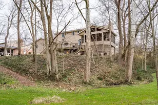 625 Hilltop Ln, Wyoming, OH 45215 - Photo 40