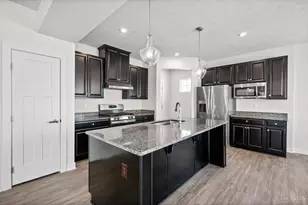 922 Trovillo Dr, South Lebanon, OH 45065 - Photo 12