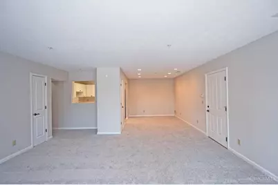 228 Edinburgh Lane, Springdale, OH 45246 - Photo 12