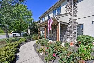 228 Edinburgh Ln, Springdale, OH 45246 - Photo 4