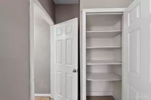 1763 Hanfield St, Cincinnati, OH 45223 - Photo 18
