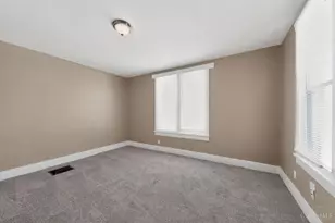 1763 Hanfield St, Cincinnati, OH 45223 - Photo 4