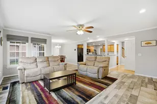 5632 Sarahs Oak Dr, Cincinnati, OH 45248 - Photo 4