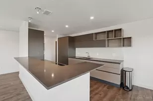 2200 Victory Pkwy, Cincinnati, OH 45206 - Photo 4