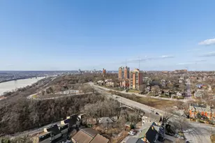 2200 Victory Pkwy, Cincinnati, OH 45206 - Photo 14