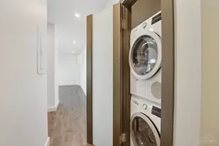 2200 Victory Pkwy, Cincinnati, OH 45206 - Photo 28