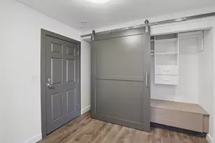 2200 Victory Pkwy, Cincinnati, OH 45206 - Photo 26