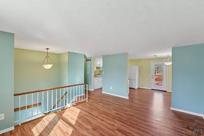 4392 Champdale Lane, Cincinnati, OH 45238 - Photo 6