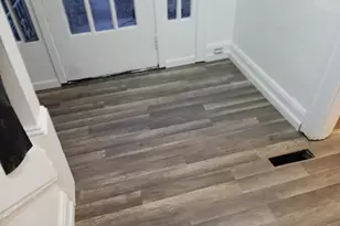 1932 Powers St, Cincinnati, OH 45223 - Photo 2