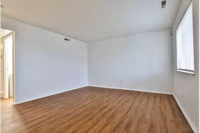 1556 Meredith Drive #1, Springfield Township, OH 45231 - Photo 8