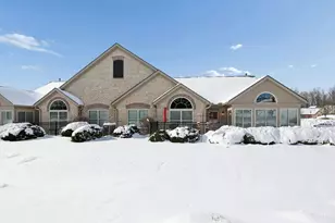 9304 Elizabeth Ln, Deerfield Township, OH 45040 - Photo 1