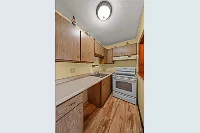 4808 Chalet Drive #8, Saint Bernard, OH 45217 - Photo 4