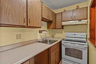 4808 Chalet Dr, Saint Bernard, OH 45217 - Photo 4