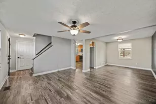 4271 Champdale Ln, Delhi Township, OH 45238 - Photo 2