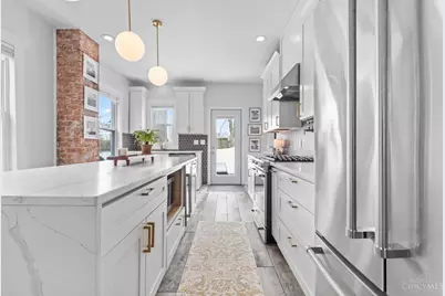 2528 Hemlock Street, Cincinnati, OH 45206 - Photo 14