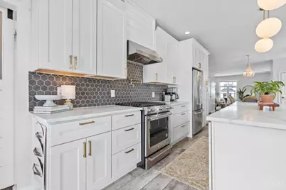 2528 Hemlock Street, Cincinnati, OH 45206 - Photo 22