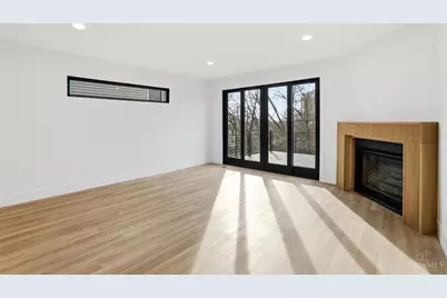 967 Windsor Street, Cincinnati, OH 45206 - Photo 6