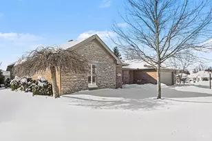 9823 Scotch Pine, Clearcreek Twp., OH 45066 - Photo 4