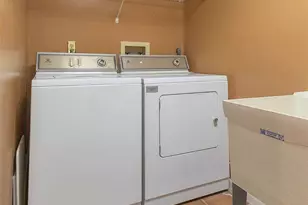 11 Rolling Hls Ct, Wyoming, OH 45215 - Photo 10